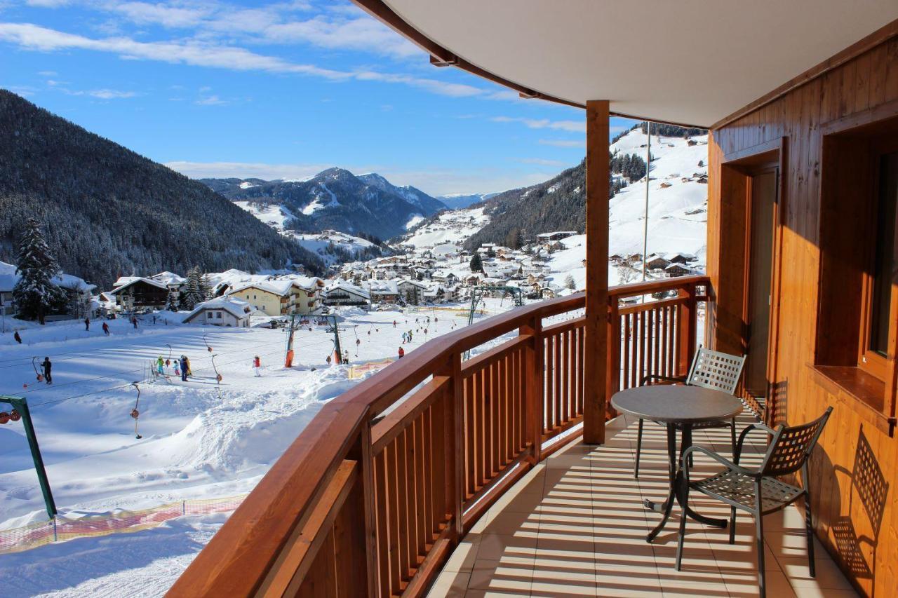 Apartments Aghel ***S Selva di Val Gardena Exterior foto